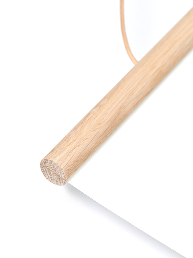 Runde magnetische Posterleisten aus Eiche | Teemu Järvi