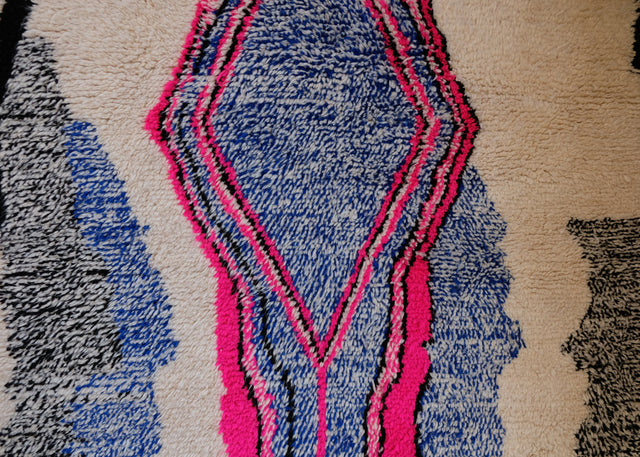 Azilal PINK SHAPE | 2,56 x 1,54 m