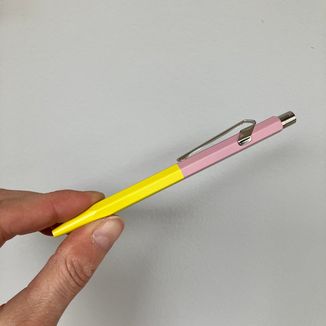 Kugelschreiber Caran d'Ache 849 | Paul Smith Edition