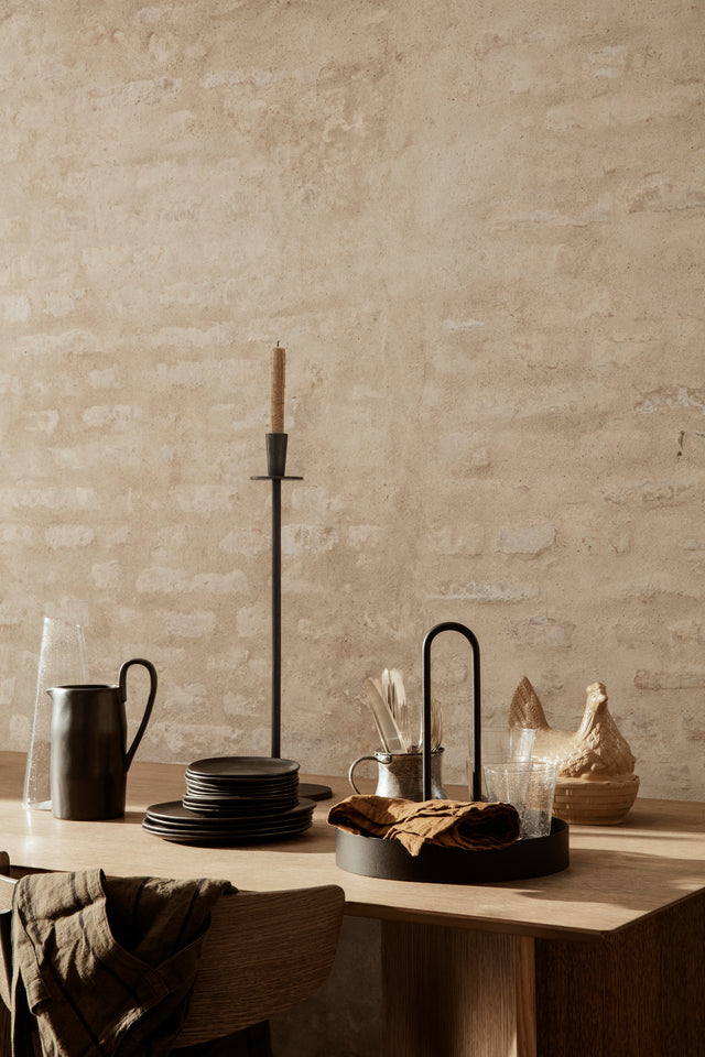 Tragbares Tablett GRIB aus Metall | ferm LIVING