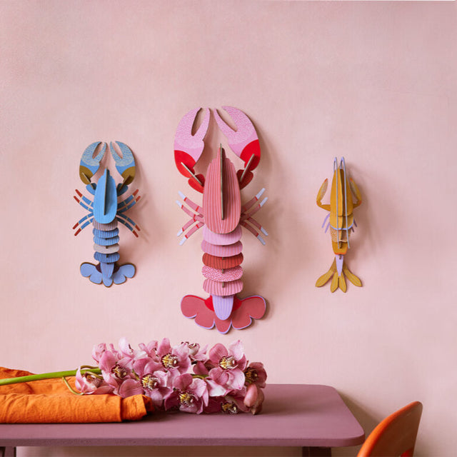 Bunte Wanddeko AMBER LANGOUSTINE | Große Languste aus Karton