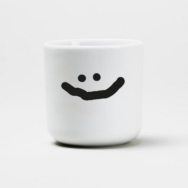 Porzellanbecher "BIPOLAR :(:" | YAHYA STUDIO