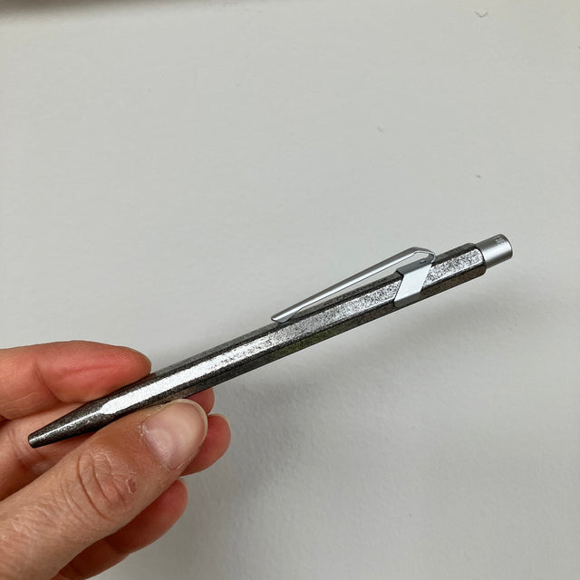 Kugelschreiber Caran d'Ache 849 | ORIGINAL mit Slimpack-Etui