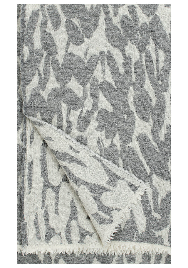 JÄKÄLÄ Merino-Wolldecke 140 x 180 cm | Lapuan Kankurit