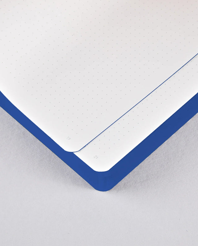 Notizbuch Graphic L „A Line Is A Dot“ | Nuuna