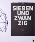 Familienkalender 2027 in Neonorange von FOX&POET