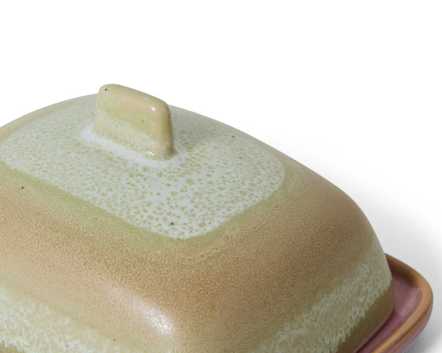 Detail des hellgrünen Knaufs und der Verlaufsglasur auf dem Deckel der Butterdose SKYLINE