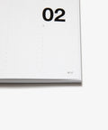 Seitenecke im Taschenkalender 2027 mit Tageszahl 02 und Kalenderwoche W 17