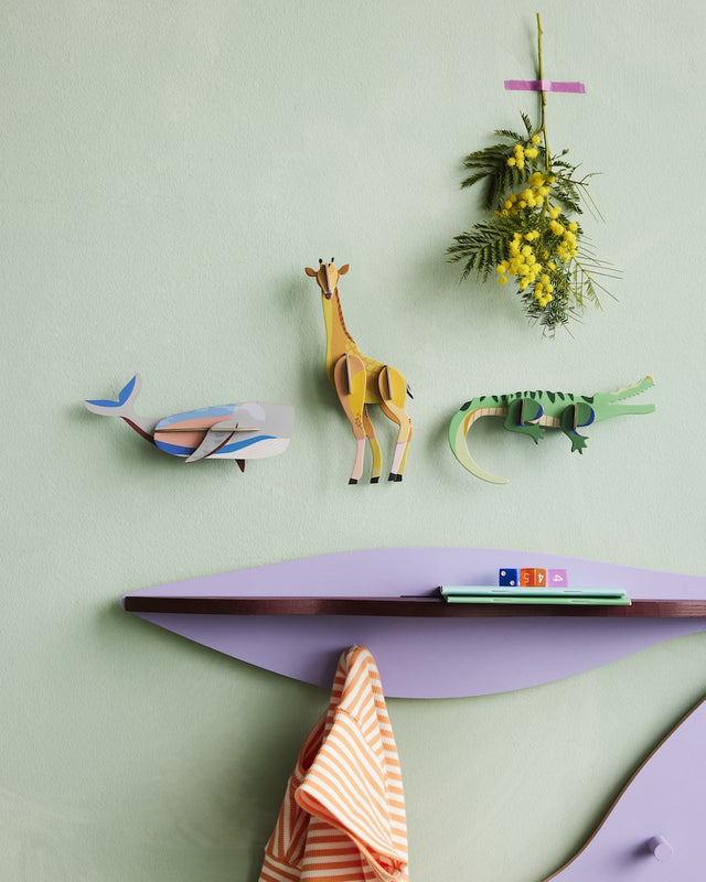 Bunte Wanddeko WHALE | Wal aus Karton für die Wand