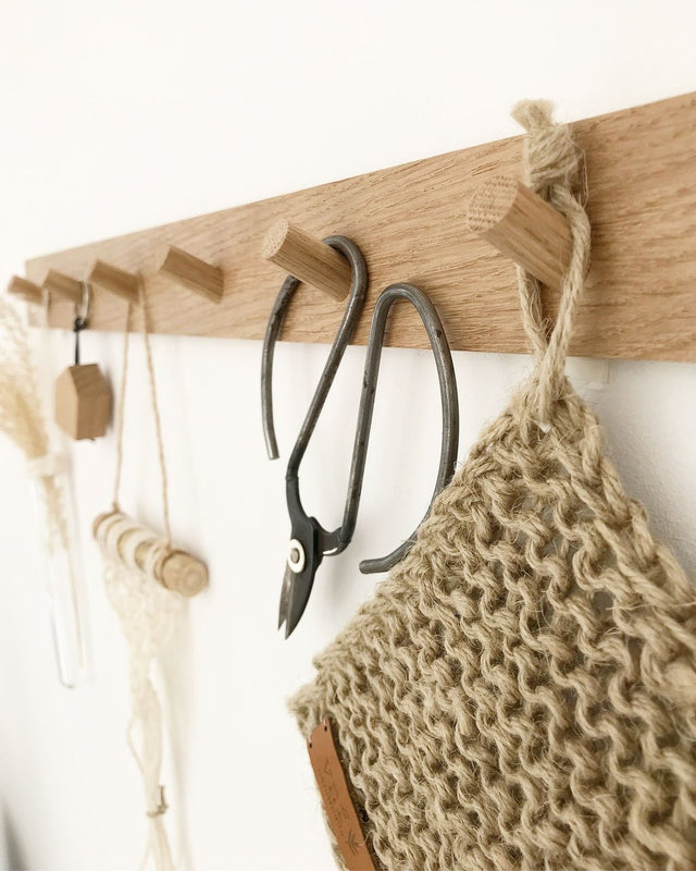 Hakenleiste aus Eiche mit sechs Haken für Garderobe, Küche, Bad