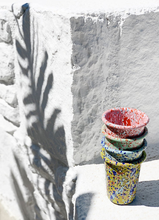 Bunt gesprenkelter Emaille-Becher ISLAND BREEZE
