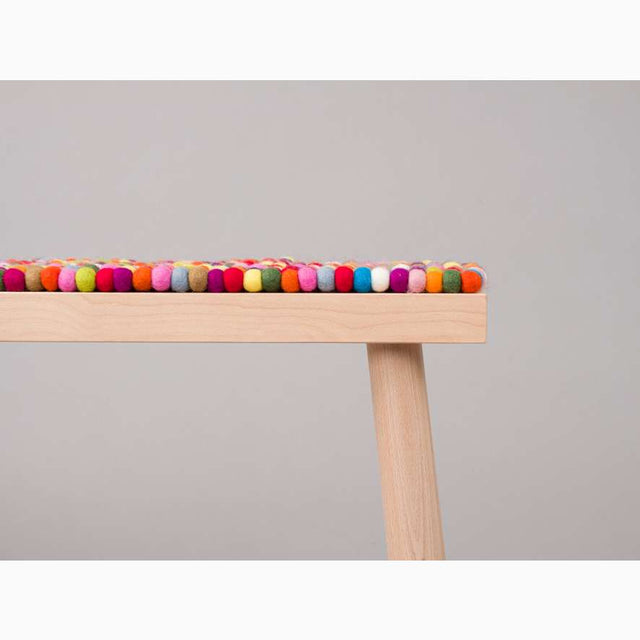 Tischläufer oder Bankauflage aus Filzkugeln | 25x100 cm