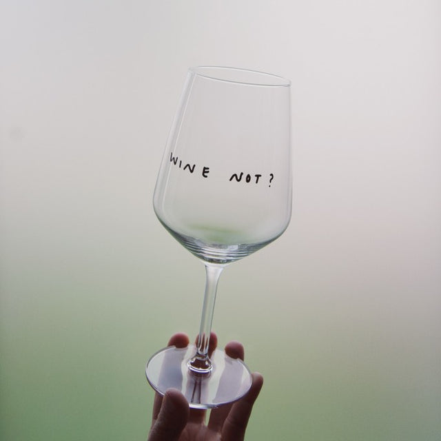 Weinglas "Wine Not?" by Johanna Schwarzer